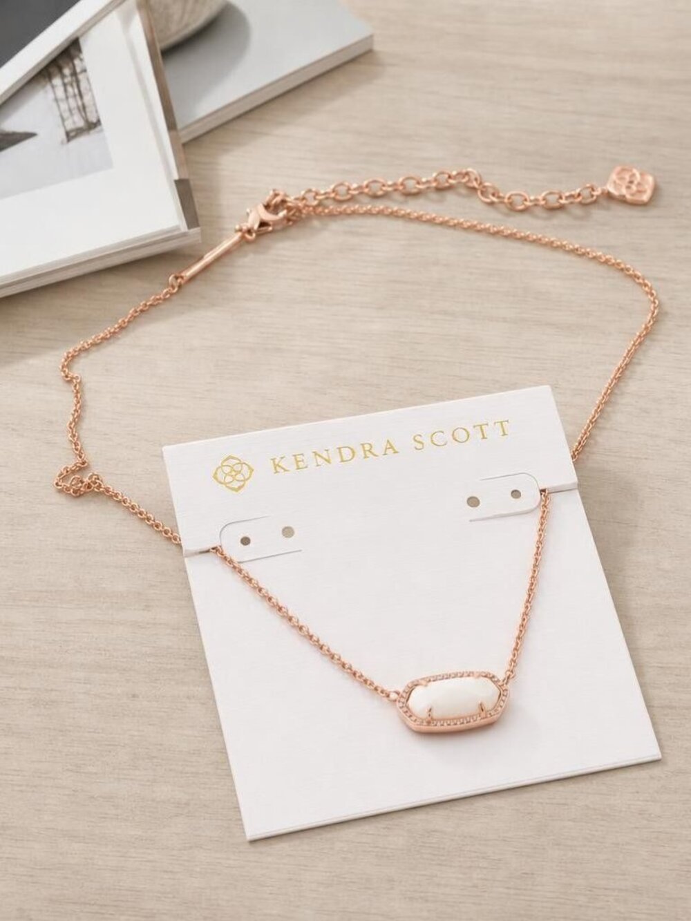Kendra Scott Elisa Rose Gold Ivory Pearl Pendant Necklace - Picture 2 of 2